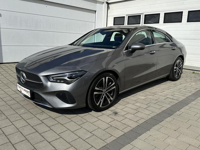 Mercedes-Benz CLA-Klasse CLA 200 Progressive Kamera+SHZ+Distronic+Keyless 