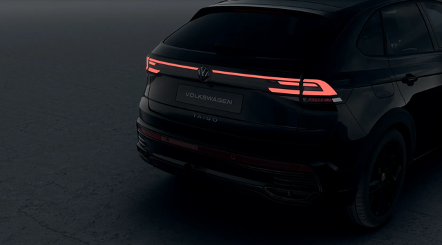 Volkswagen Taigo R-Line 1.5 TSI DSG AHK+Pano+Black Style uvm! 