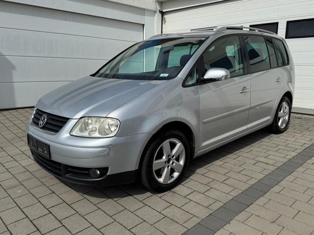 Volkswagen Touran Highline 2.0 TDI AHK+Climatronic+T&Uuml;V 07/2026! 