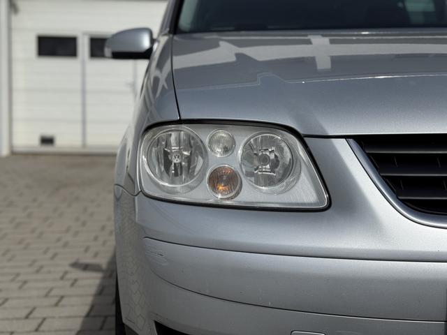 Volkswagen Touran Highline 2.0 TDI AHK+Climatronic+T&Uuml;V 07/2026! 