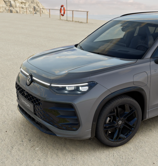 Volkswagen Tayron R-Line 1.5 eHybrid DSG AHK+Black Style+IQ.DRIVE uvm! 