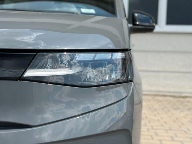 Volkswagen T7 Multivan Lang 2.0 TDI DSG AHK+Kamera+SHZ+Vis&agrave;Vis uvm! 