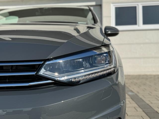 Volkswagen Touran Comfortline 1.5 TSI DSG AHK+EasyOpen+4 J. Garantie! 