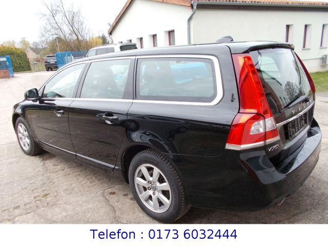 Volvo V70 Kombi Summum AWD 