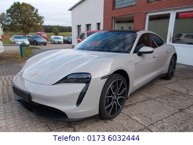 Porsche Taycan , Pano,BOSE,360&deg;,Bat+,LuftFaW,Beif.Displ. 