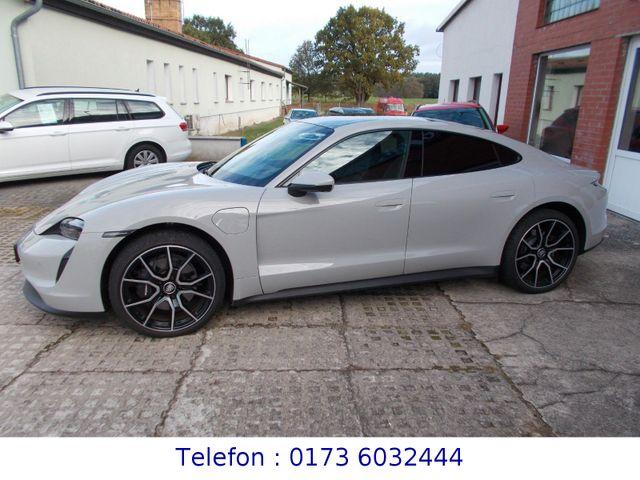 Porsche Taycan , Pano,BOSE,360&deg;,Bat+,LuftFaW,Beif.Displ. 