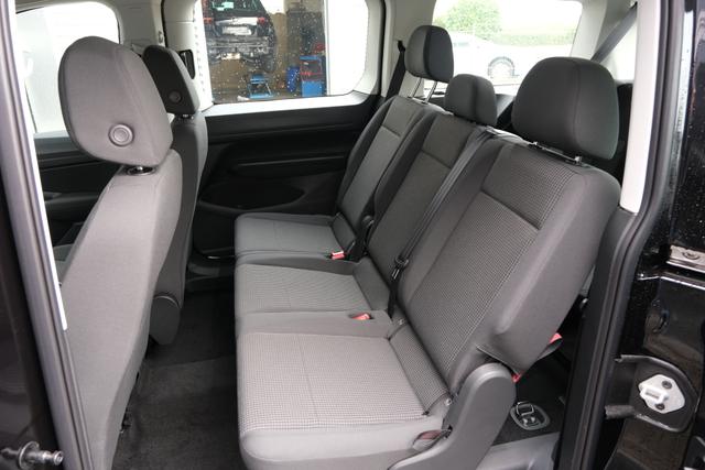 VW Caddy Maxi Benzin Schwarz 