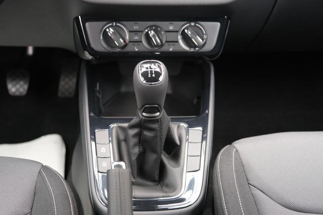 Skoda Fabia Selection Schwarz 