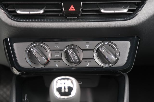 Skoda Fabia Selection Schwarz 