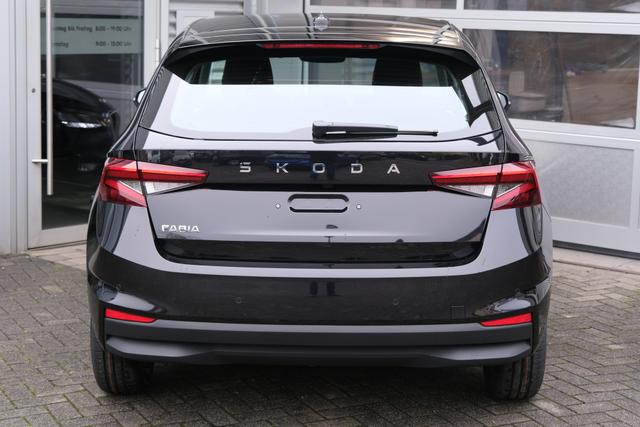 Skoda Fabia Selection Schwarz 