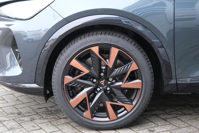 Cupra Formentor VZ Magnetic Grau 