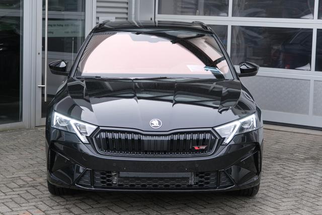Skoda Octavia RS Schwarz 