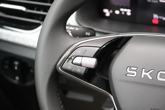 Skoda Fabia Selection Schwarz 