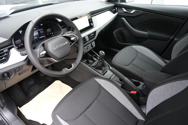 Skoda Fabia Selection Schwarz 
