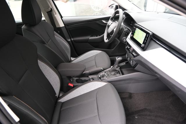 Skoda kamiq Selection Black Magic Perleffekt 