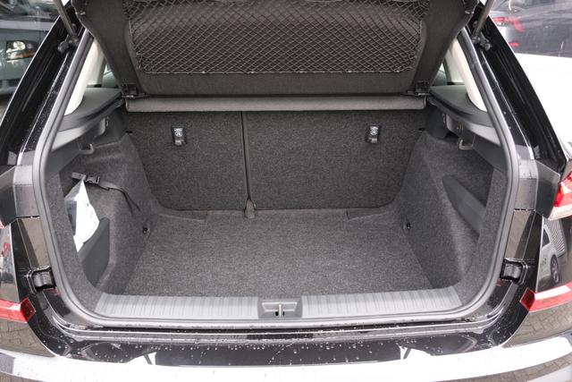 Skoda kamiq Selection Black Magic Perleffekt 