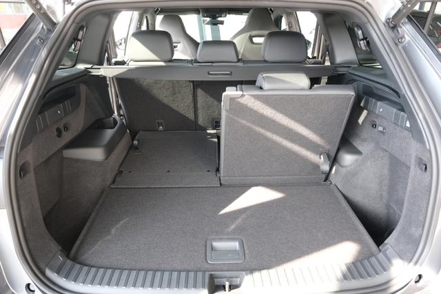 Skoda Kodiaq Sportline 4x4 DSG Pano AHK 7-Sitze Standheizung Canton 