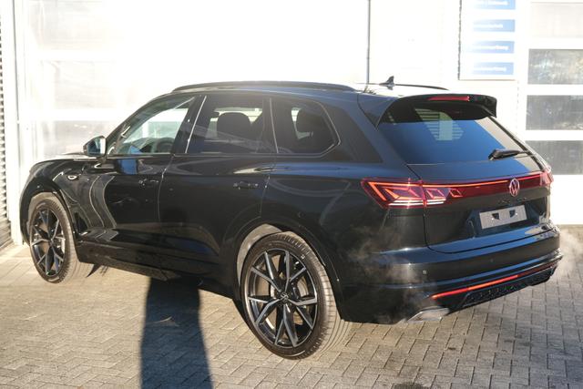 VW Touareg R-Line Grenadilschwarz 
