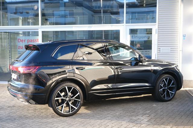 VW Touareg R-Line Grenadilschwarz 