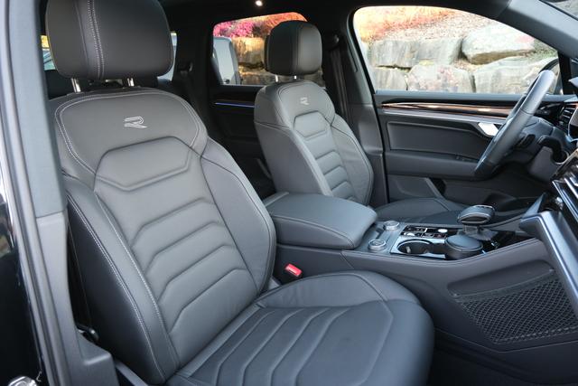 VW Touareg R-Line Grenadilschwarz 