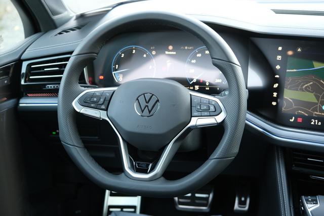 VW Touareg R-Line Grenadilschwarz 