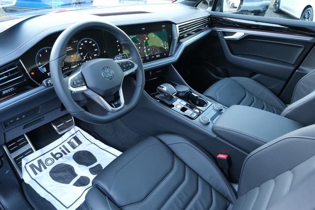 VW Touareg R-Line Grenadilschwarz 