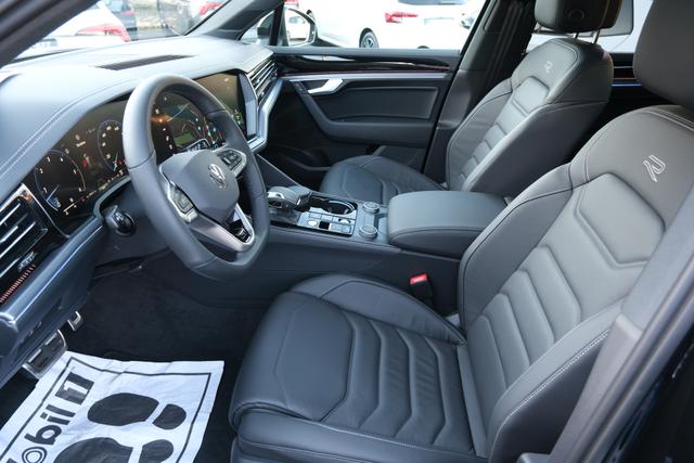 VW Touareg R-Line Grenadilschwarz 