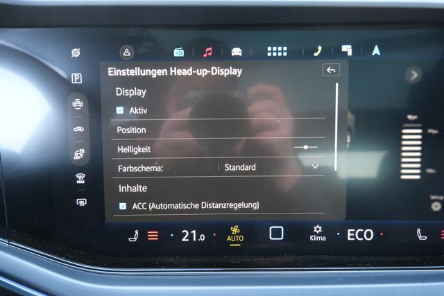 VW Touareg R-Line Grenadilschwarz 