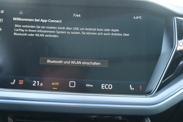 VW Touareg R-Line Grenadilschwarz 