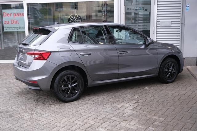 Skoda Fabia Selection Grau 