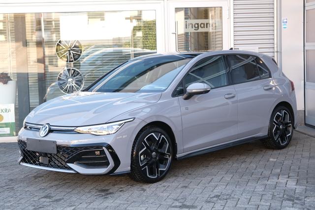 Golf 8 R-Line Mondstein Grau 