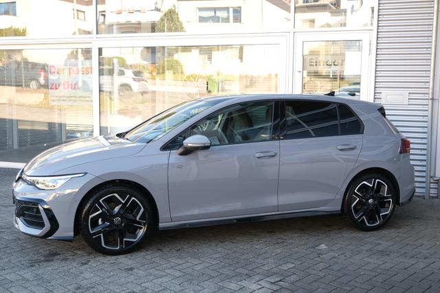 Golf 8 R-Line Mondstein Grau 