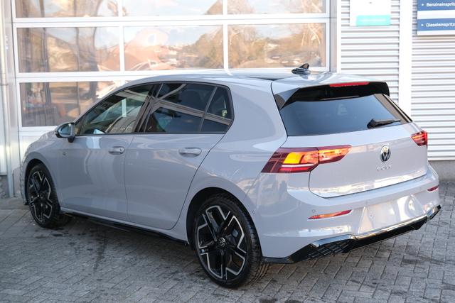 Golf 8 R-Line Mondstein Grau 