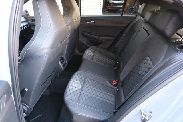 Golf 8 R-Line Mondstein Grau 