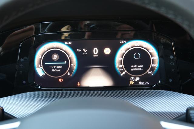 Golf 8 R-Line Mondstein Grau 