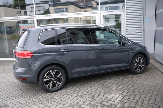VW Touran 1.5 TSI DSG Delfingrau 
