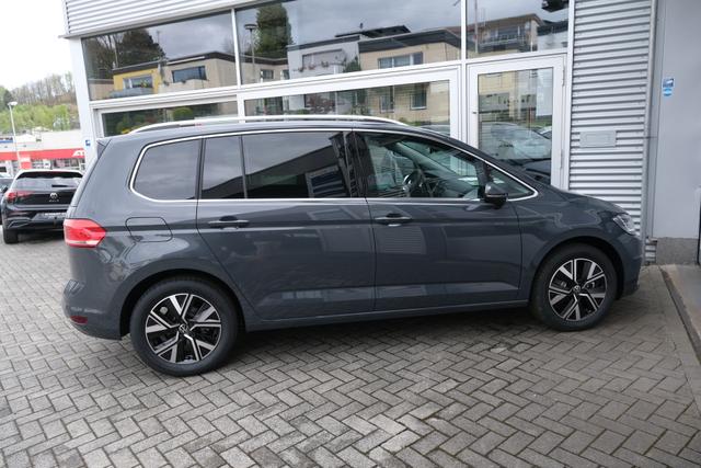 VW Touran 1.5 TSI DSG Delfingrau 