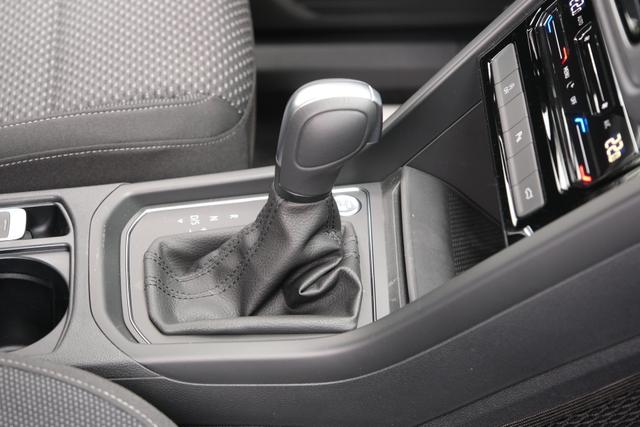 VW Touran 1.5 TSI DSG Delfingrau 