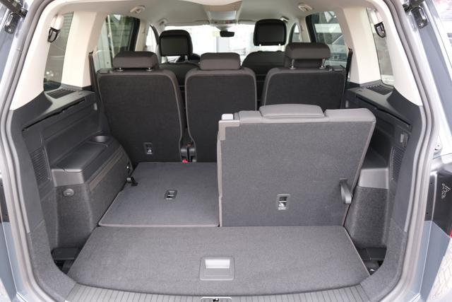 VW Touran 1.5 TSI DSG Delfingrau 