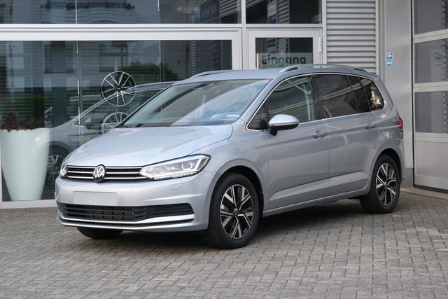 VW Touran 1.5 TSI DSG Oyster Silber Metallic 