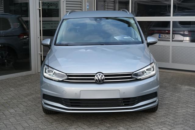 VW Touran 1.5 TSI DSG Oyster Silber Metallic 