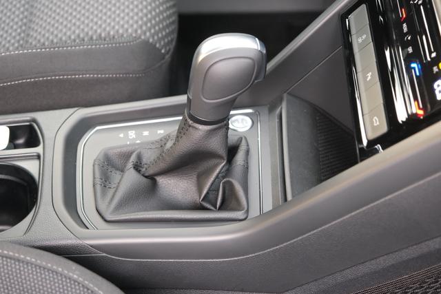 VW Touran 1.5 TSI DSG Oyster Silber Metallic 