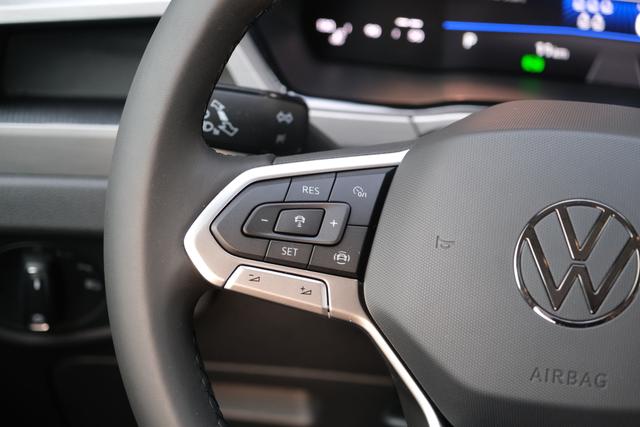 VW Touran 1.5 TSI DSG Oyster Silber Metallic 
