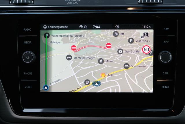 VW Touran 1.5 TSI DSG Oyster Silber Metallic 