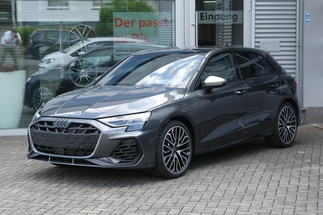 Audi S3 - Sportback Matrix Navi Side-Assist Optikpaket 19"