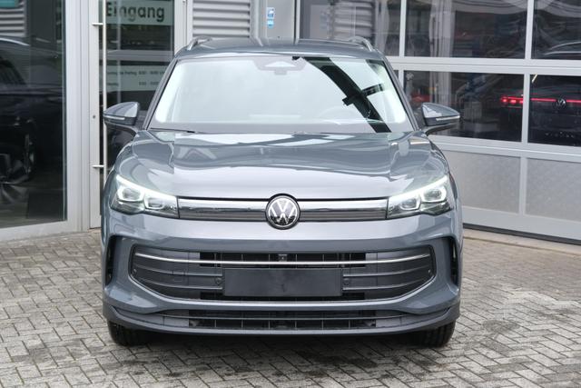 VW Tiguan Life Delfingrau Metallic 