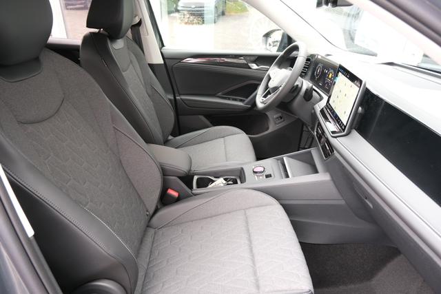 VW Tiguan Life Delfingrau Metallic 