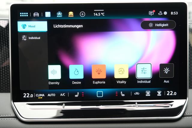 VW Tiguan Life Delfingrau Metallic 