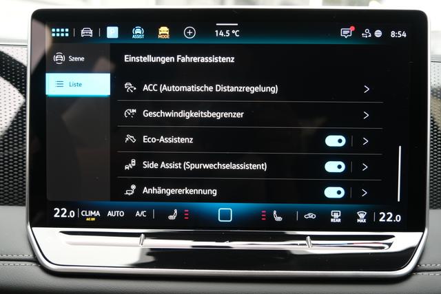VW Tiguan Life Delfingrau Metallic 