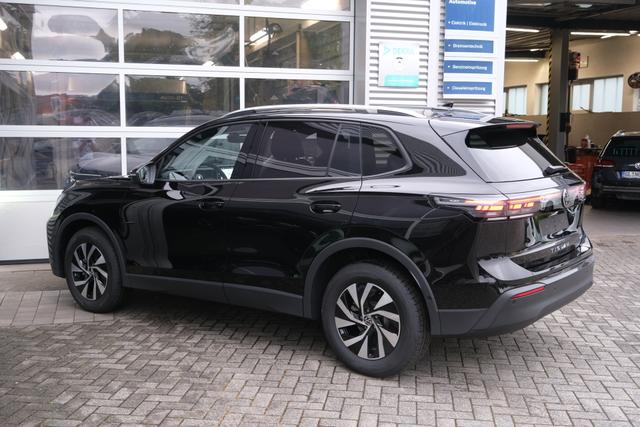 VW Tiguan Life Grendalischwarz Metallic 